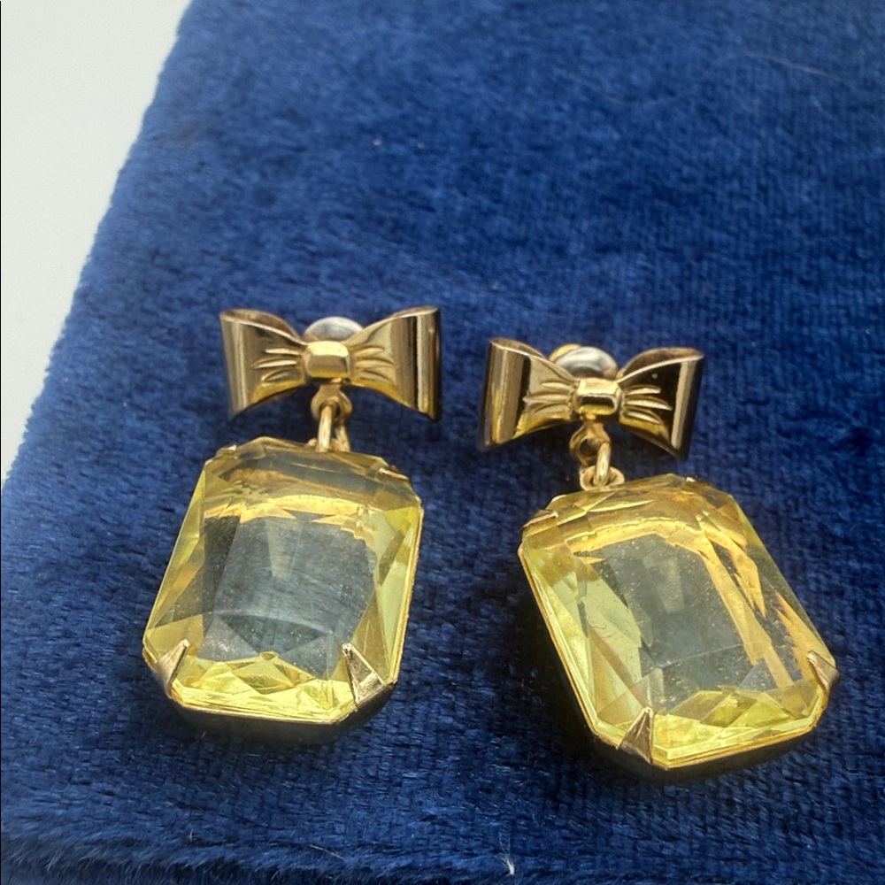 VTG Goldtone Bow Drop Earrings w/ emerald cut Yellow Gemstones pierced earrings
